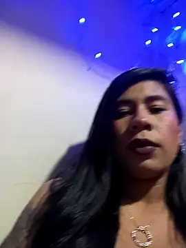 Snapshot of Pamelamilkk_1007 chatting on December 29, 2024, 2:17 am Pamelamilkk 1007 online show from December 29, 2024, 2:17 am