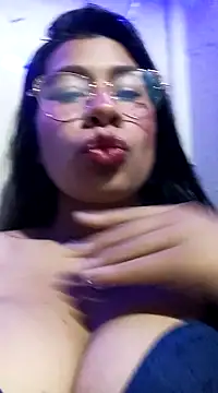 Snapshot of Pamelamilkk_1007 chatting on February 1, 2025, 3:28 pm Pamelamilkk 1007 online show from February 1, 2025, 3:28 pm