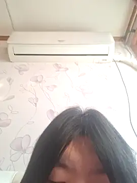 Snapshot of Lee0613 chatting on December 24, 2024, 11:22 pm Lee0613 online show from December 24, 2024, 11:22 pm