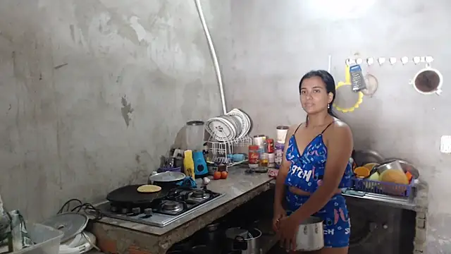 Coral0403 online show from November 30, 2025, 4:11 pm