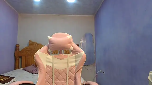 Coral0403 online show from February 22, 2026, 4:27 pm