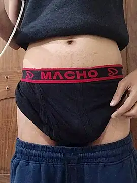 fakelove95 online show from November 6, 2025, 9:15 pm