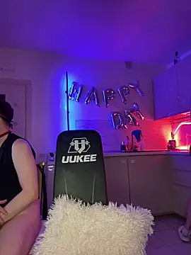 SOFYandMIKE online show from February 6, 2026, 8:45 pm