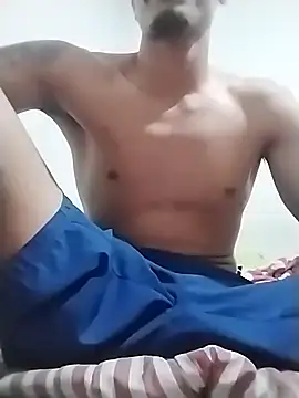 casalhot2533 online show from October 19, 2025, 1:06 am