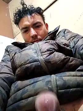 chinoxxx online show from March 16, 2025, 6:09 am