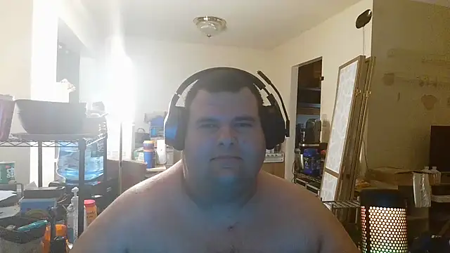 Snapshot of Hackensackneil chatting on December 29, 2024, 12:20 am Hackensackneil online show from December 29, 2024, 12:20 am