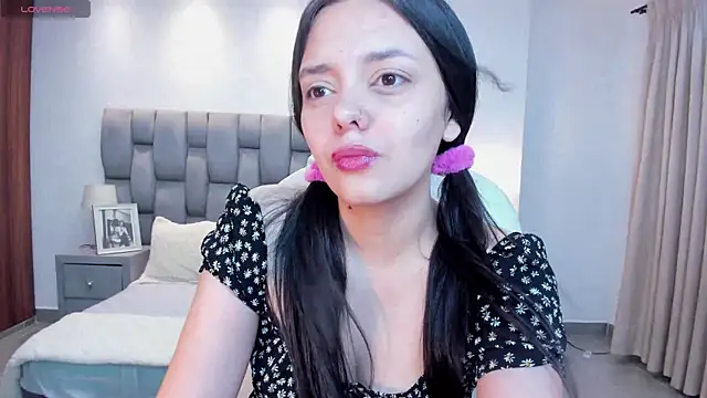 amelia cherry online show from February 4, 2025, 11:27 am