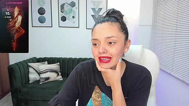 amelia cherry online show from February 6, 2025, 11:54 am