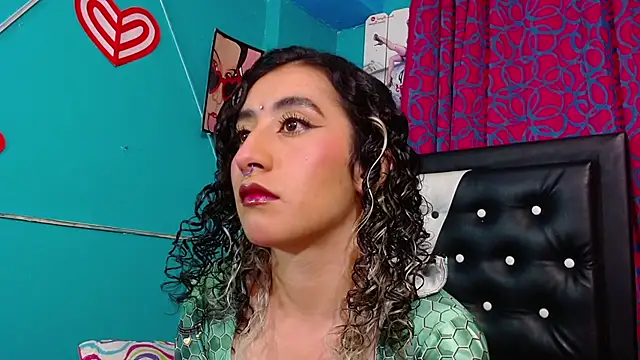 valerie mase online show from January 13, 2026, 8:47 pm