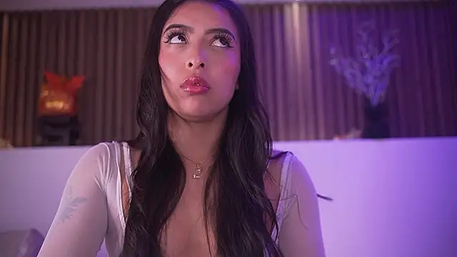 Camila dupont online show from February 24, 2026, 3:26 am