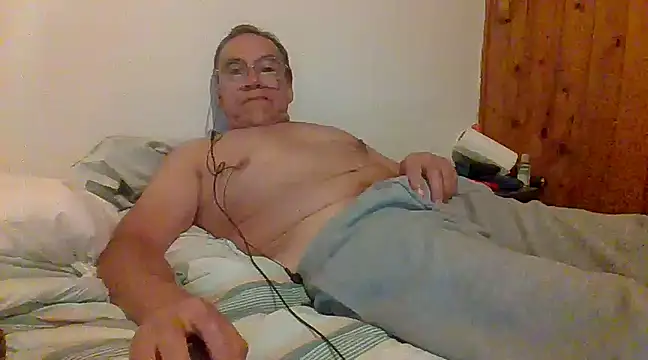 santiagon2015 online show from January 30, 2025, 1:55 am