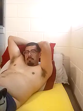 k1oudE online show from March 9, 2026, 4:38 am