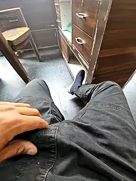 pyasevickybabu563 online show from March 13, 2025, 4:27 am