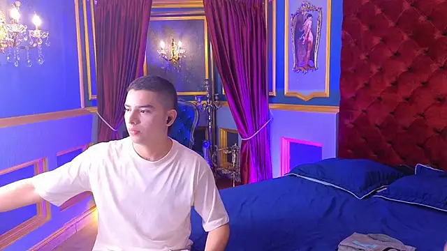 MarcoVitto online show from September 11, 2025, 3:39 am