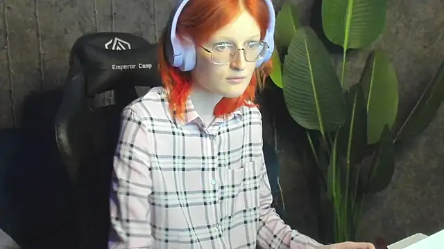 Snapshot of ElizabethHarpper chatting on January 19, 2026, 9:24 am ElizabethHarpper online show from January 19, 2026, 9:24 am