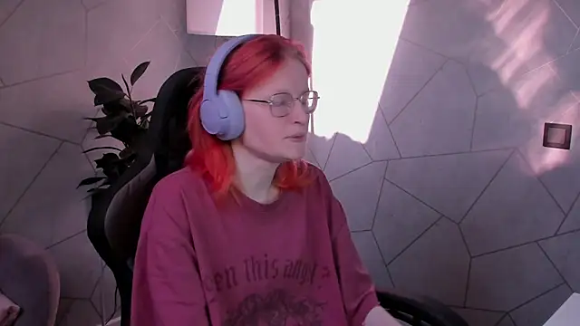 Snapshot of ElizabethHarpper chatting on February 12, 2026, 9:15 am ElizabethHarpper online show from February 12, 2026, 9:15 am