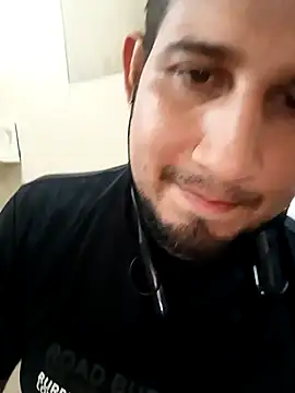 Snapshot of jonas90 chatting on March 4, 2025, 6:39 pm jonas90 online show from March 4, 2025, 6:39 pm