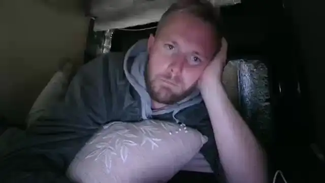 Snapshot of bjay1210 chatting on January 12, 2026, 10:31 am bjay1210 online show from January 12, 2026, 10:31 am