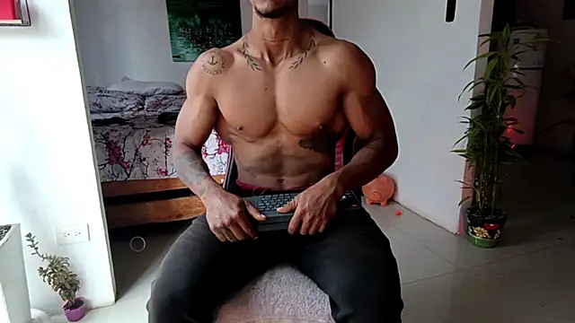 Adam Valenciia online show from March 9, 2026, 8:24 pm