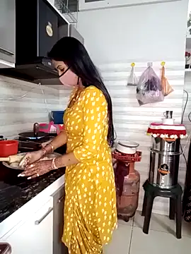 Best-Couple online show from February 4, 2025, 7:18 am