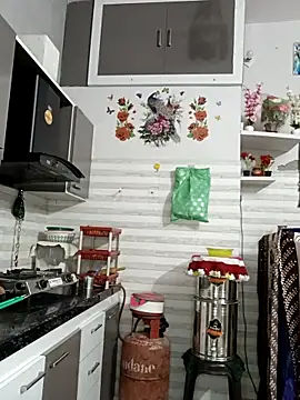 Best-Couple online show from November 23, 2025, 2:55 am