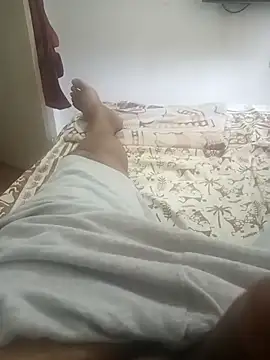 jemes21in online show from October 24, 2025, 6:54 am