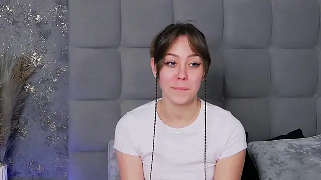 TheEmma online show from March 15, 2025, 4:43 pm