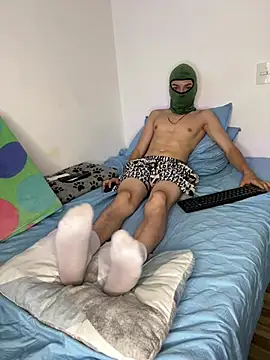 Young latin master777 online show from February 9, 2025, 12:52 pm