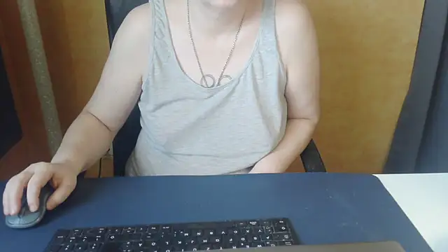 Sweet Phoenix online show from February 12, 2026, 8:42 am