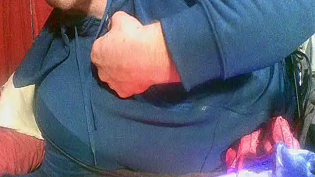 Snapshot of Spotlight95 chatting on January 7, 2026, 8:33 pm Spotlight95 online show from January 7, 2026, 8:33 pm