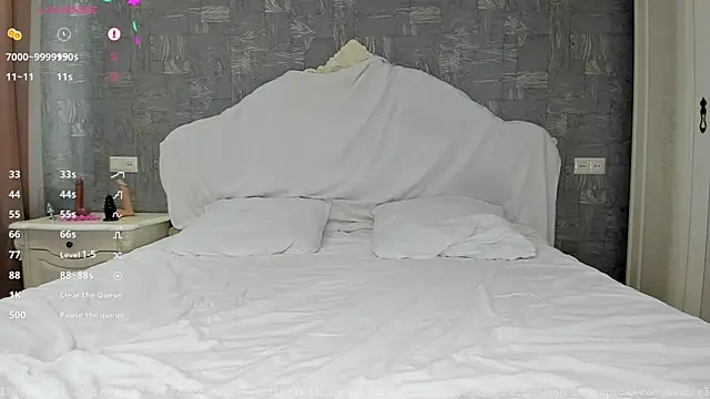 blaire  18 online show from July 12, 2026, 3:08 am