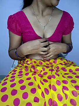 lovelygirl4567 online show from February 26, 2026, 5:23 pm