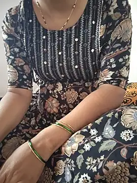 Snapshot of lovelygirl4567 chatting on June 18, 2026, 5:30 am lovelygirl4567 online show from June 18, 2026, 5:30 am