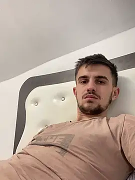 Snapshot of Demonpull69 chatting on January 14, 2026, 2:33 pm Demonpull69 online show from January 14, 2026, 2:33 pm