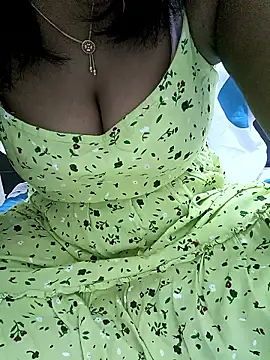 Tamil Vishalini online show from January 7, 2026, 4:26 am