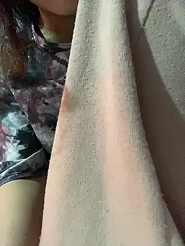 feng-a online show from January 11, 2025, 3:42 pm