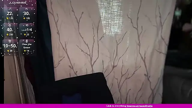 Snapshot of mamifresita chatting on April 21, 2026, 11:51 pm mamifresita online show from April 21, 2026, 11:51 pm
