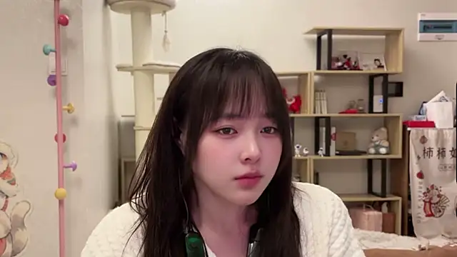 Chenjing0 online show from March 9, 2026, 12:53 pm