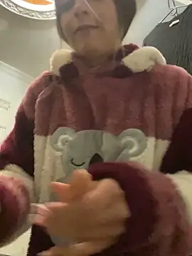 Snapshot of Amys chatting on January 11, 2025, 6:45 am Amys online show from January 11, 2025, 6:45 am