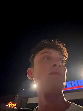 verici34 online show from October 5, 2025, 4:49 pm