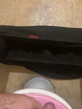 balint35 online show from November 29, 2025, 8:17 am