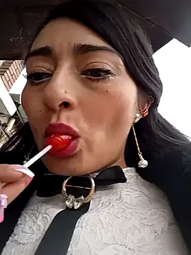 BELLA--26 online show from February 4, 2025, 7:11 pm