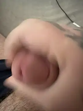 Snapshot of dragos211 chatting on September 16, 2025, 2:51 pm dragos211 online show from September 16, 2025, 2:51 pm