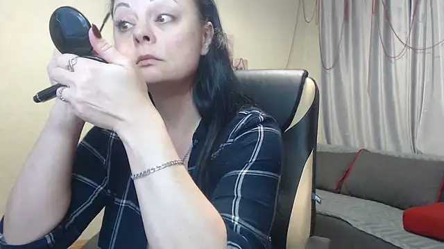 Snapshot of natnett chatting on December 14, 2024, 4:31 pm natnett online show from December 14, 2024, 4:31 pm