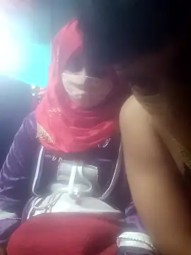 YourHotRandi online show from January 10, 2026, 4:53 pm