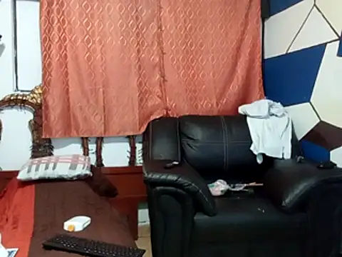 Snapshot of chispahot69_ chatting on November 8, 2025, 7:08 am chispahot69 online show from November 8, 2025, 7:08 am