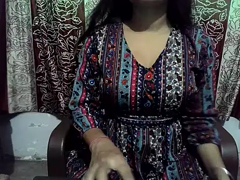 Snapshot of SIYA_MAVI chatting on October 5, 2025, 2:21 am SIYA MAVI online show from October 5, 2025, 2:21 am