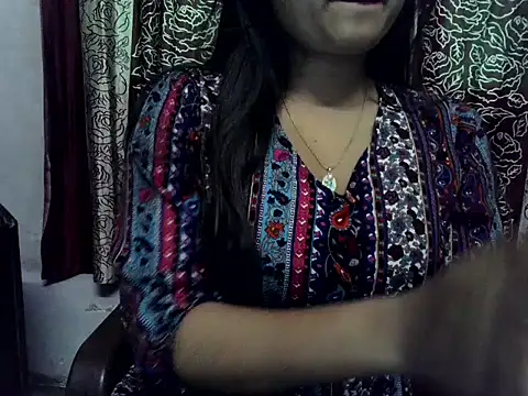 Snapshot of SIYA_MAVI chatting on January 7, 2026, 4:04 am SIYA MAVI online show from January 7, 2026, 4:04 am