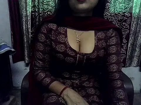 Snapshot of SIYA_MAVI chatting on March 3, 2026, 3:56 am SIYA MAVI online show from March 3, 2026, 3:56 am