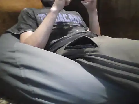 AlferezzSolvajo online show from September 9, 2025, 10:26 am